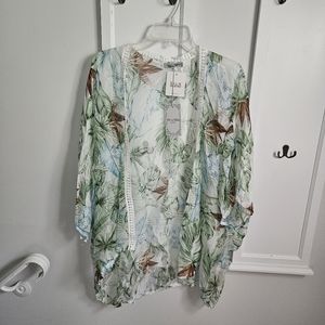 NWT Floral Print Kimono
